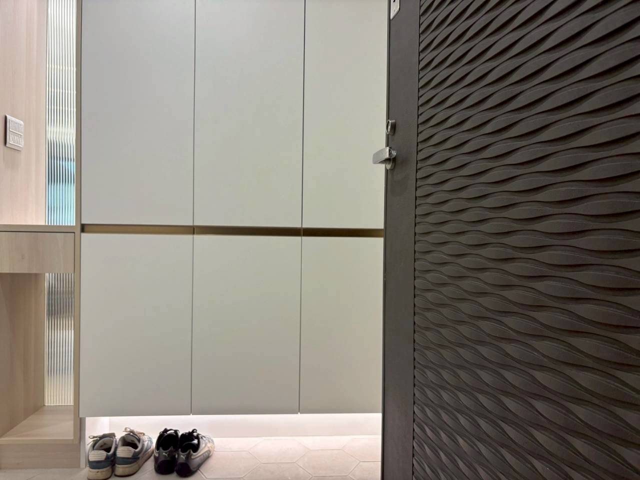 嵐悠系統傢俱完工實景 - 新竹市新竹林宅|現代極簡居家規劃(實景照 25)